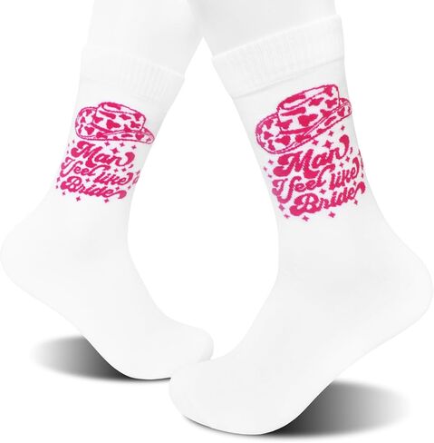 جوارب Man I Feel Like a Bride Cowgirl - جوارب زفاف غربية تناسب الجنسين، هدية مضحكة للعريس وصيفة العروس. (086) in Kuwait