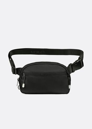 LOLE Women's Jamie Belt Bag, Black 2 in Kuwait