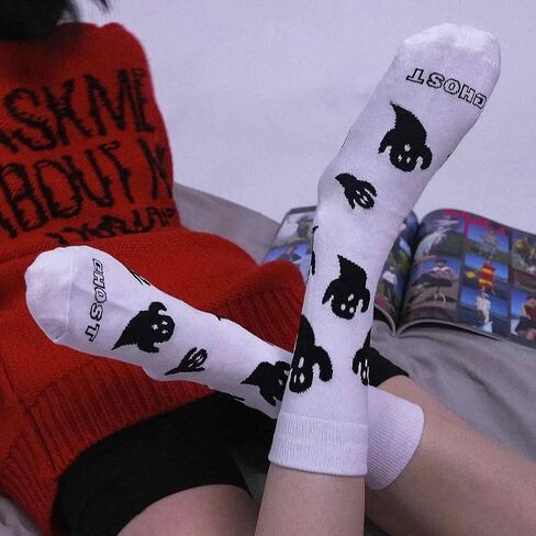 جوارب شبح الهالوين للسيدات، جوارب طاقم رعب مبتكرة للرجال، جوارب برسومات غير تقليدية باللونين الأسود والأبيض قطعتان in Kuwait