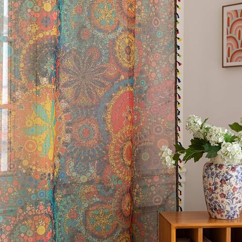 ستائر شفافة منقطة ملونة بطول 54 بوصة، حواف مهدبة وستائر شبه شفافة مزخرفة، معالجة نوافذ كبيرة لغرفة المعيشة/غرفة النوم، لوحتان in Kuwait