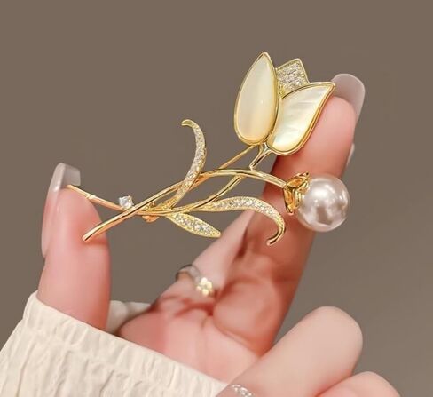 Cute Tulip Flower Brooch Rhinestone Pearl Floral Pin for Women Fashion Elegant Botanical Flower Vintage Brooch Lapel Pin Tulip brooch Wedding Banquet Gift in Saudi Arabia