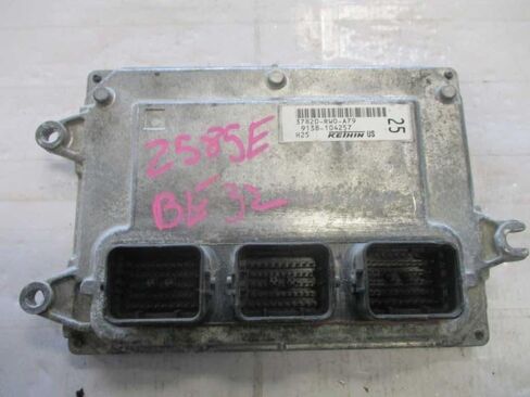 وحدة التحكم في المحرك ECM 1.5 لتر تناسب 12-13 متوافقة مع Honda Civic 37820-RW0-A79 37820RW0A79 in Saudi Arabia