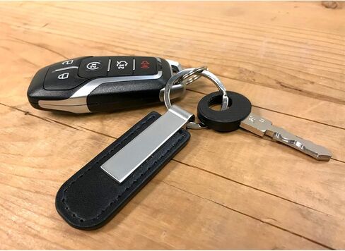 iPick Image for GMC Sierra PU Leather Strap Silver Metal Bar Key Chain - Official Licensed in Saudi Arabia