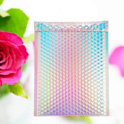 25 Pcs Holographic Bubble Mailers 8.5x12 Inch Poly Padded Envelopes Metallic Waterproof Shipping Bags in Kuwait