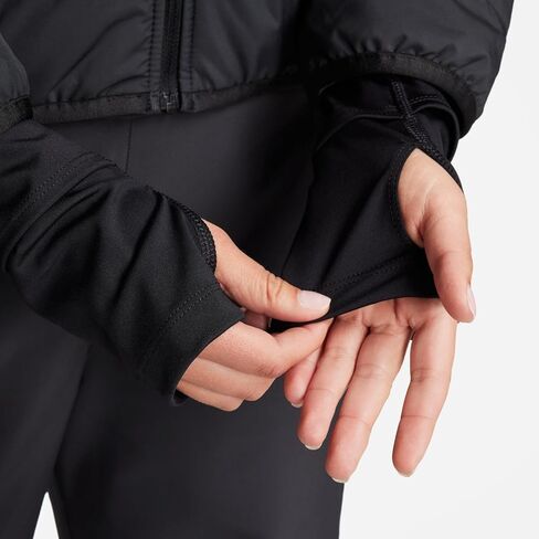 سترة ركض فضفاضة للنساء من Nike Therma-FIT Swift ذات تعبئة صناعية باللون الأسود in Saudi Arabia