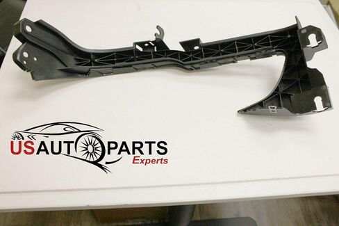 Genuine For 15-17 Subaru WRX & STi Front RIGHT Bumper Corner Support Bracket in Saudi Arabia
