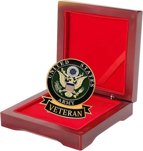 دبوس طية صدر المحارب بالجيش الأمريكي مع صندوق هدايا خشبي فاخر من خشب الجوز، بروش ذهبي بشارة عسكرية مفصلة ثلاثية الأبعاد للرجال والنساء، هدية خدمة التقاعد الوطنية لعيد المحاربين القدامى وعيد الأب in Kuwait