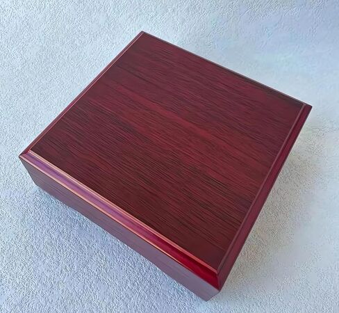 دبوس طية صدر المحارب بالجيش الأمريكي مع صندوق هدايا خشبي فاخر من خشب الجوز، بروش ذهبي بشارة عسكرية مفصلة ثلاثية الأبعاد للرجال والنساء، هدية خدمة التقاعد الوطنية لعيد المحاربين القدامى وعيد الأب in Kuwait