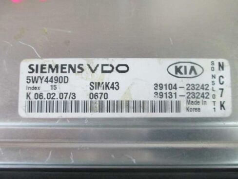 Engine ECM Control Module 2.0L Fits 07 SPORTAGE 39104-23242 3910423242 in Saudi Arabia