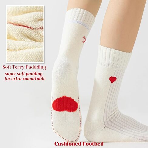 Cute heart Casual Crew Socks Athletic Funny Novelty Socks For Women Cushioned socks in Kuwait