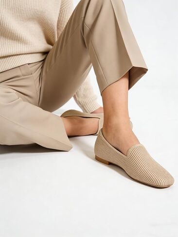 حذاء مسطح للنساء مع شبكة محبوكة بمقدمة مربعة وأحذية باليه مسطحة ناعمة سهلة الارتداء، أحذية مريحة للمكتب in Kuwait