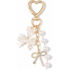 سلسلة مفاتيح على شكل قلب ذهبي - حلية حقيبة لطيفة، ملحق حقيبة، حلقة مفاتيح للنساء in Kuwait