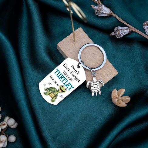 Turtle Gifts For Women Turtle Keychain Birthday Christmas Gift for Daughter Son Sea Turtle Gifts For Turtle Lovers Motivational Turtles Accessories in Saudi Arabia