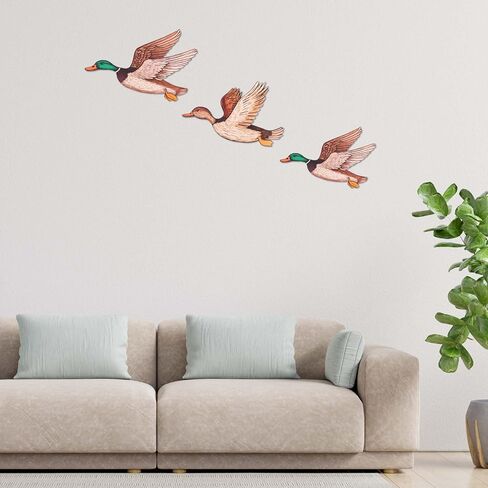 Goktvai 3pcs Wooden Mallard Duck Wall Decor, 3 Size Duck Hunting Wall Decor Rustic Farmhouse Art Decoration for Entryway Nursery Living Room Housewarming Gift in Kuwait