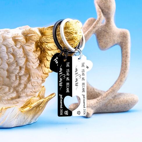 Wedding Gifts for Couples 2026 Mr and Mrs Gifts His and Hers Gift Couple Keychain Bridal Shower Gift for Bride And Groom in Kuwait