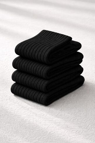 جوارب Knocker المصنوعة من مزيج القطن الناعم للرجال والنساء - جوارب رياضية مبطنة ومسامية للجنسين in Kuwait