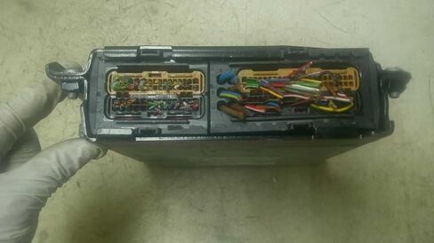 05 06 07 08 متوافق مع وحدة التحكم ECM لمحرك Audi A6 3.2L 4F1 907 559 A 4F1907559A in Saudi Arabia