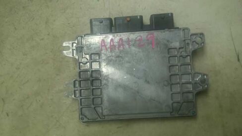 وحدة التحكم في المحرك ECM 2.0 لتر في 11-12 متوافقة مع نيسان سنترا MEC950-602 A1 MEC950602A1 in Kuwait