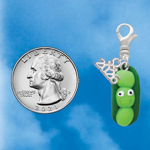 مجوهرات ديلايت فيمو كلاي ثلاث بازلاء في جراب - مشبك مطلي بالفضة على سحر مع ميني 2026 in Kuwait