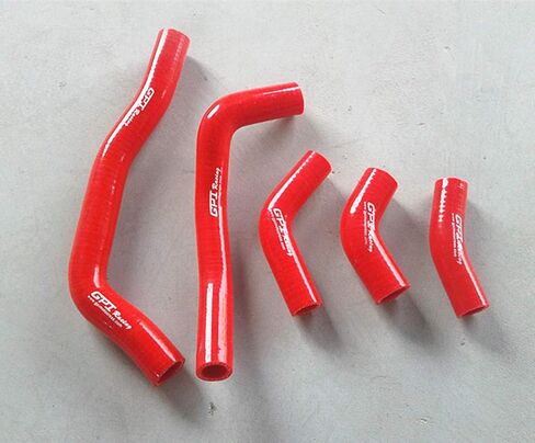 Alumimum Radiator + Silicone hose For 2005-2008 Honda CRF450R CRF450 2005 2006 2007 2008 (Red) in Kuwait