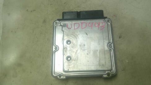 Engine ECM Control Module 2.0L Fits 08-11 Golf GTI 1K0 907 115 S 1K0907115S in Saudi Arabia