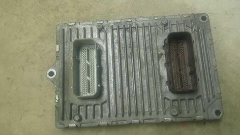 Engine ECM Control Module Fits 12 Compass P68070204AE 68070204AE in Saudi Arabia