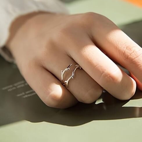 Simple Elegant Adjustable Open Personality Ring for Women and Men Parties Vacations Banquets Weddings Daily Casual Wear Versatile Jewelry in Saudi Arabia