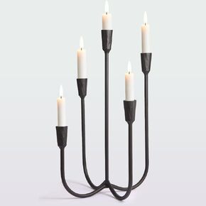 5 شمعدانات من الحديد الزهر للطاولات، حاملات شموع سوداء لحفلات الزفاف بطول 17.6 بوصة حاملات شمعدان مصنوعة يدويًا لغرفة الطعام أو غرفة المعيشة أو الرف in Kuwait