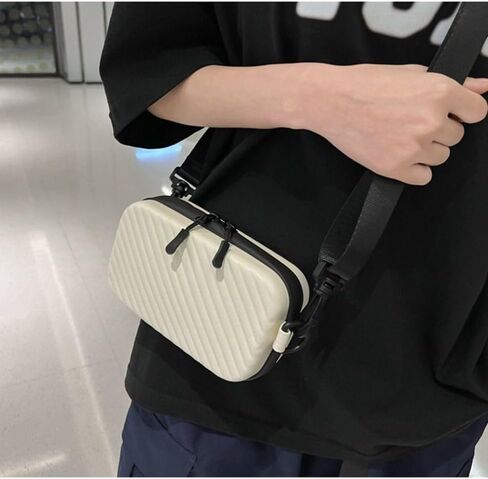 Diagonal Striped Shoulder Bag PU Unisex Lightweight Crossbody Zipper Men's Messenger Bags(Black) in Saudi Arabia