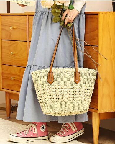 حقيبة كتف نسائية كبيرة منسوجة من القش، حقيبة شاطئ مصنوعة يدويًا ومحفظة صيفية مع سحاب للإغلاق in Kuwait
