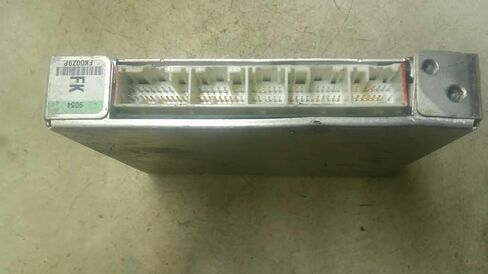 Engine ECM Control Module Fits 1999 99 Compatible with Toyota Avalon 89661-07241 8966107241 in Saudi Arabia