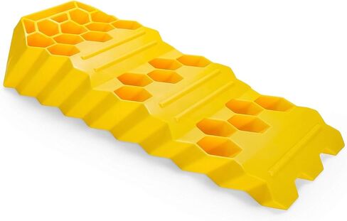 Camco Camper/RV Tri-Leveler - Features Durable Lightweight Trailer Ramp Design w/Non-Slip Surface & Built-in Handle - Up to 3-7/8" of Lift for RV Leveling - 3,500 lb Load Capacity (21027) in Saudi Arabia