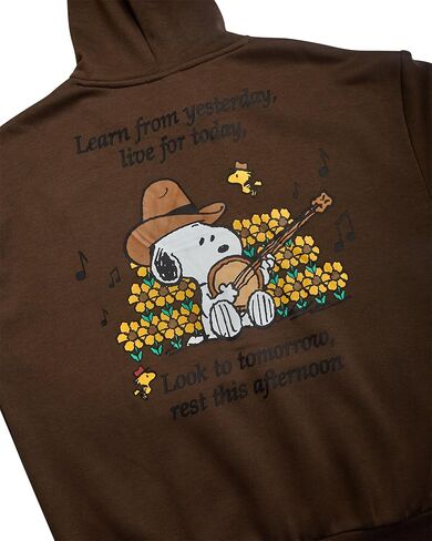 Peanuts Men's Snoopy Sweatshirt - Vintage Snoopy and Woodstock Pullover Hoodie in Kuwait