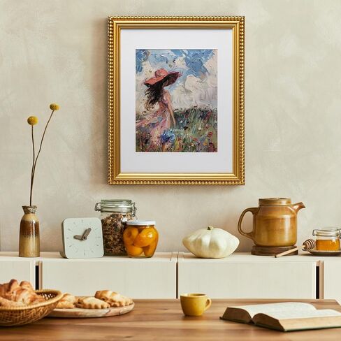 إطار صورة مقاس 11 × 14 ذهبي، حواف مطرزة أنيقة، خشب صلب مع زجاج حقيقي، عرض صور مقاس 11 × 14 مطفية حتى 8 × 10، سطح مكتب رأسي وأفقي أو تعليق على الحائط in Kuwait