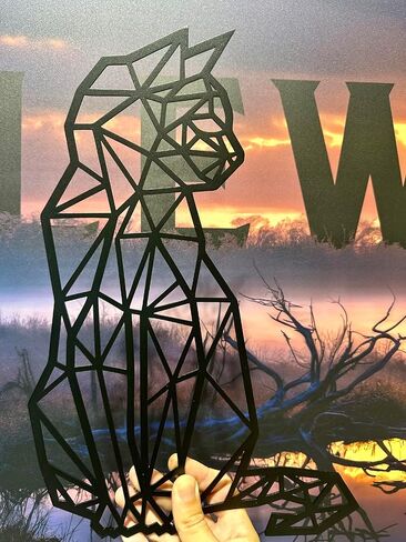 لوحة فنية جدارية معدنية على شكل قطة هندسية (18 بوصة ارتفاع × 11.5 بوصة عرض، أسود) in Kuwait