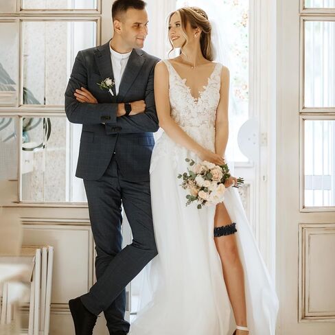 4 قطع من الأربطة الأكمام للرجال، رباط ذراع للرجال والنساء، أربطة أكمام لحمل الأكمام للرجال والنساء، رباط ذراع رجالي قابل للتمدد مضاد للانزلاق لحفلات العشرينيات من القرن الماضي، العودة للوطن، أسود/أبيض in Kuwait