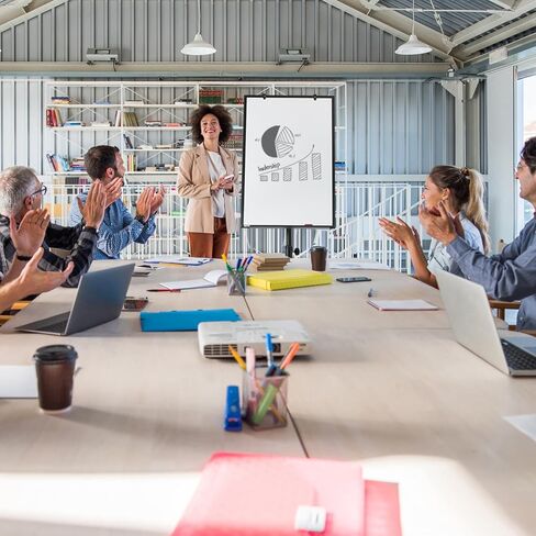 سبورة بيضاء متنقلة، 36 بوصة × 24 بوصة، لوحة بيضاء مغناطيسية محمولة على عجلات، لوحة مسح جافة واقفة قابلة للتعديل مع حامل، سبورة بيضاء متدحرجة على شكل حامل للفصل الدراسي، المكتب، المعلم، المنزل in Kuwait