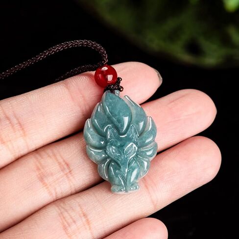 Women's Green Jade Fox Pendant Necklace Adjustable Good Luck Amulet Protection Feng Shui Jewelry Blessing Gifts in Saudi Arabia