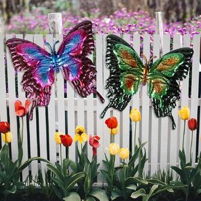 FUNWILDLIFE Metal Butterfly Wall Decor - 2 Pack 11.4" Outdoor Fence Wall Art Decor, Large Butterfly Wall Decor for Garden Yard Living Room Bedroom Patio Balcony in Kuwait