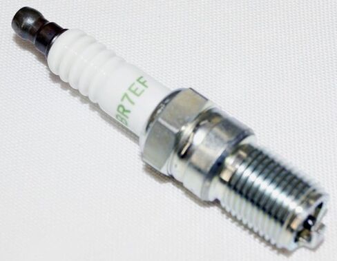 NGK 3346 Spark Plugs BR7EF (8 Pack) in Kuwait