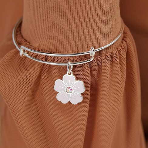 Alex and Ani Words عبارة عن سوار وطني قوي قابل للتوسيع للنساء، من 2 إلى 3.5 بوصة in Saudi Arabia