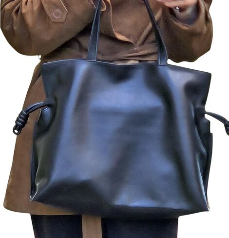 حقيبة يد جلدية برباط، حقيبة كتف من الجلد الطبيعي باللون الأسود مع قفل مغناطيسي، حقيبة يد أنيقة للسفر in Kuwait