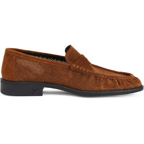 Giuseppe Zanotti Weeston in Saudi Arabia