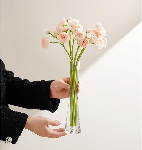 25CM/9.8in Single Bud Glass Vase Hand Made Clear Cylinder Vases Narrow Neck Decorative Glass Bottles for Flowers Centerpieces Wedding Party Home Office Decor in Saudi Arabia