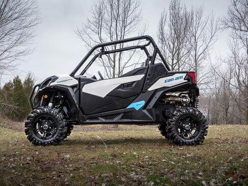 طقم رفع SuperATV 3 بوصات UTV لعام 2018+ Can-Am Maverick Trail 800/2018+ Can-Am Maverick 1000 - الفواصل الأمامية والخلفية | إطارات تصل إلى 30 بوصة | الحفاظ على نصف قطر التوجيه | فواصل العجلات المصنوعة من سبائك الألومنيوم المتينة in Kuwait