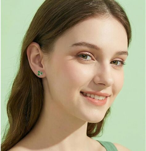 Reffeer Solid 925 Sterling Silver Green CZ Flower Stud Earrings Clover for Women Teen Girls Clover Stud Earrings Shamrock Earrings Green St Patricks Day Earrings Screw Backs (A-Silver) in Saudi Arabia