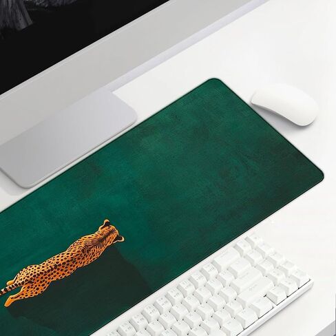 لوحة ماوس الفهد الخضراء، سجادة مكتب باللون الأخضر الزمردي لسطح المكتب، لوحة ألعاب كبيرة بتصميم الفهد البسيط لإكسسوارات المكاتب لتزيين المكاتب، هدايا الفهد للنساء 31.5 × 11.8 بوصة in Kuwait