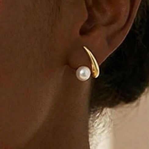 أقراط ذهبية للنساء، أقراط لؤلؤ عصرية مطلية بالذهب عيار 18 قيراط، أقراط متدلية نسائية لا تسبب الحساسية، بسيطة وصغيرة in Kuwait