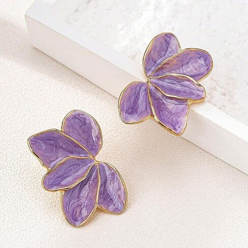 Statement Enamel Petal Flower Stud Earring for Women Exquisite Dainty Leaf Floral Earrings Irregular Romantic Valentine Party Jewelry Gift Accessories in Kuwait