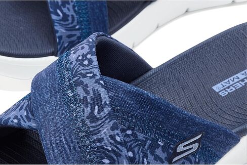 صندل Skechers النسائي أثناء التنقل Go Walk Flex مع طباعة زهور in Kuwait